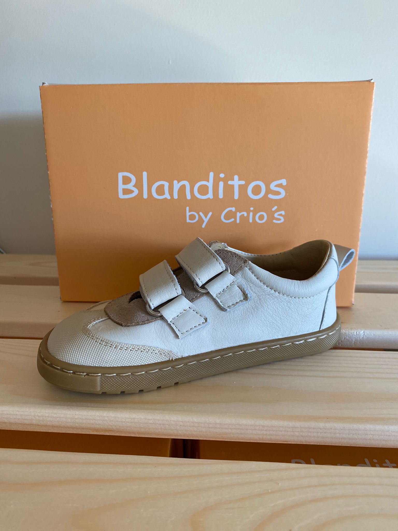Zapatillas deportivas que respetan los pies de los niños - Blanditos Marea Duero