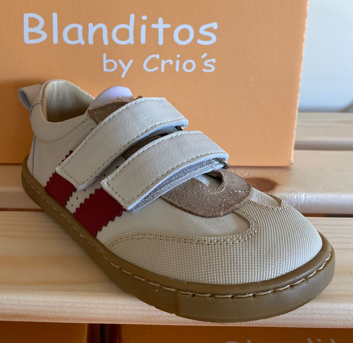 Zapatillas deportivas que respetan los pies de los niños - Blanditos Marea Duero