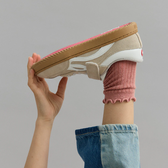 Zapatillas cómodas para los pies de los niños - Lejan One Beige