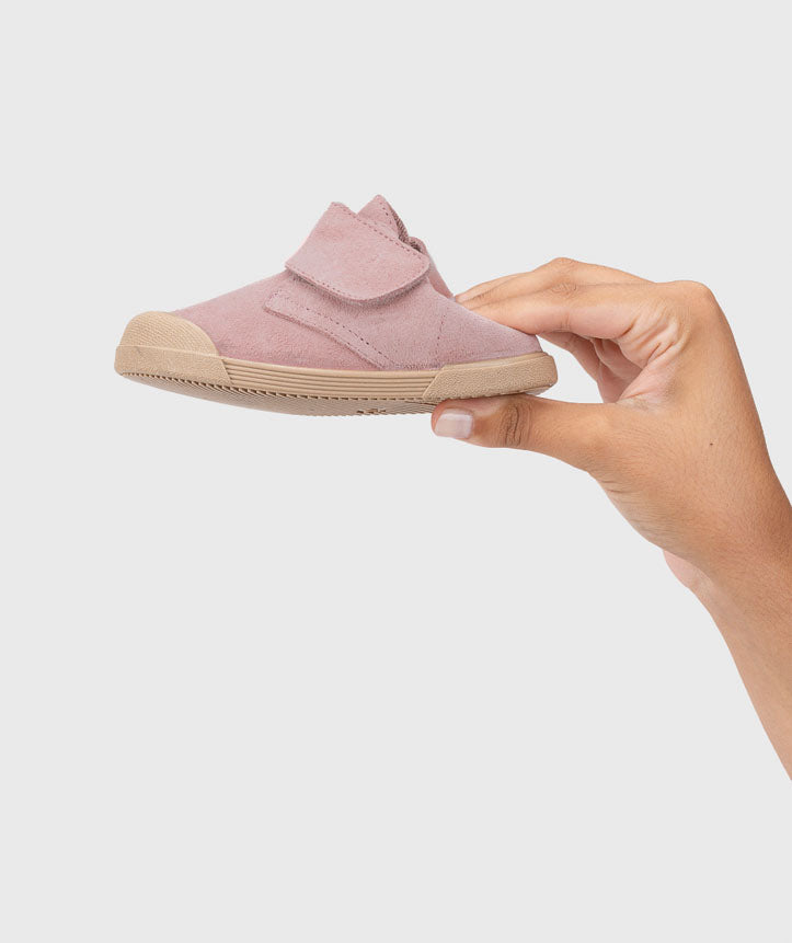 Botas cómodas para los pies - Igor TUI Rosa