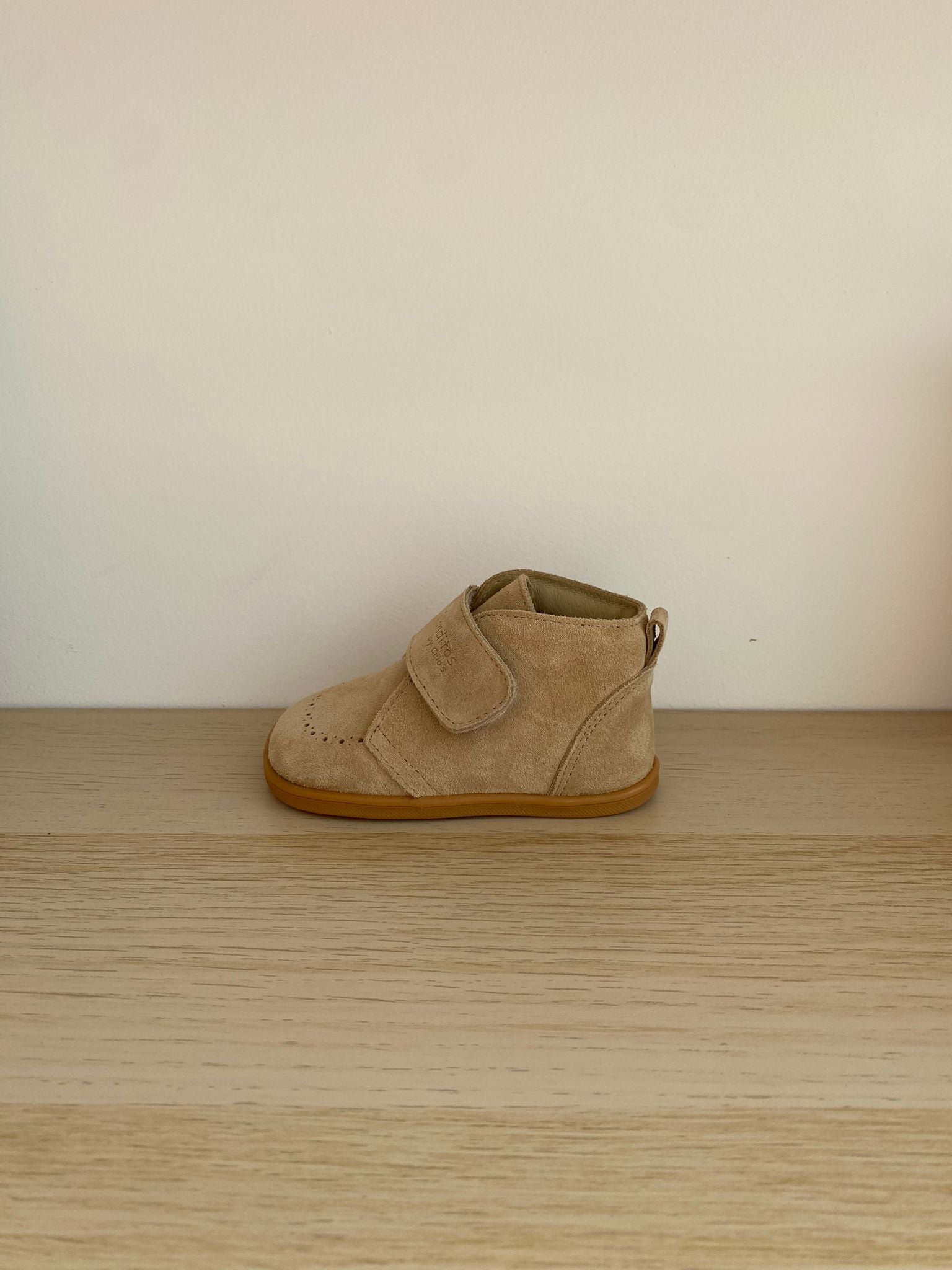 Botas que respetan los pies de los niños - Blanditos Dallas Arena