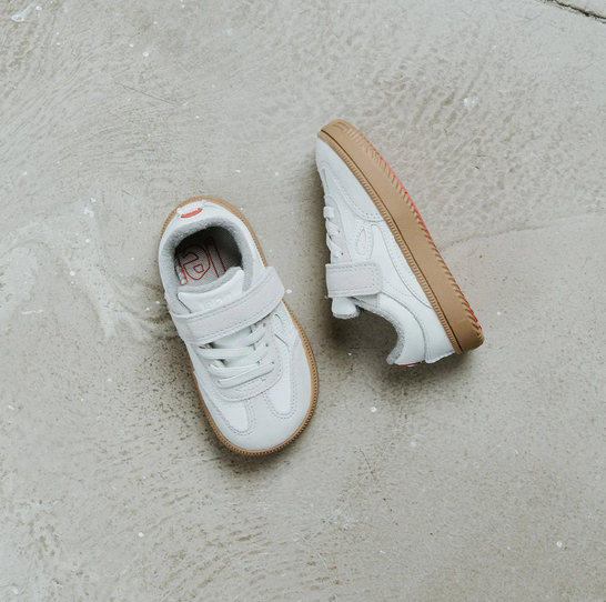 Zapatillas que respetan los pies de los niños - Lejan One White