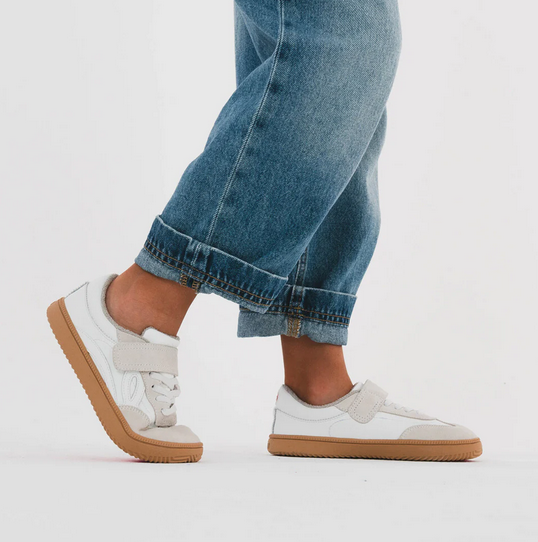 Zapatillas que respetan los pies de los niños - Lejan One White
