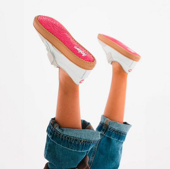 Zapatillas que respetan los pies de los niños - Lejan One White