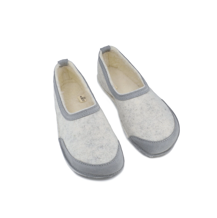 Zapatillas cómodas para pies de adulto en color blanco - Omaking