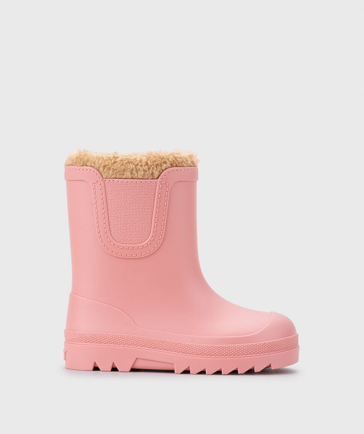 Botas impermeables que respetan los pies de los niños - Igor Yogi Cuello Marino