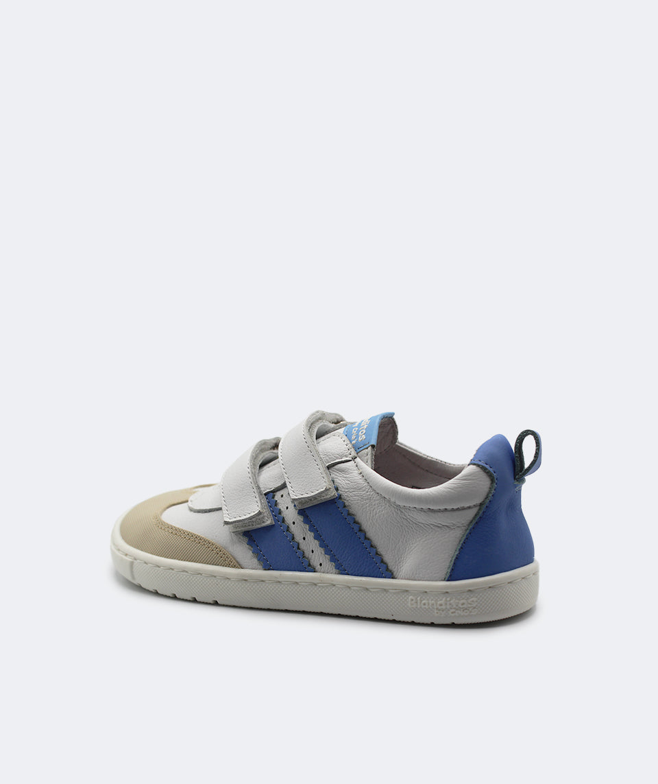 Calzado deportivo que respeta los pies de los niños - Blanditos Marea Azul