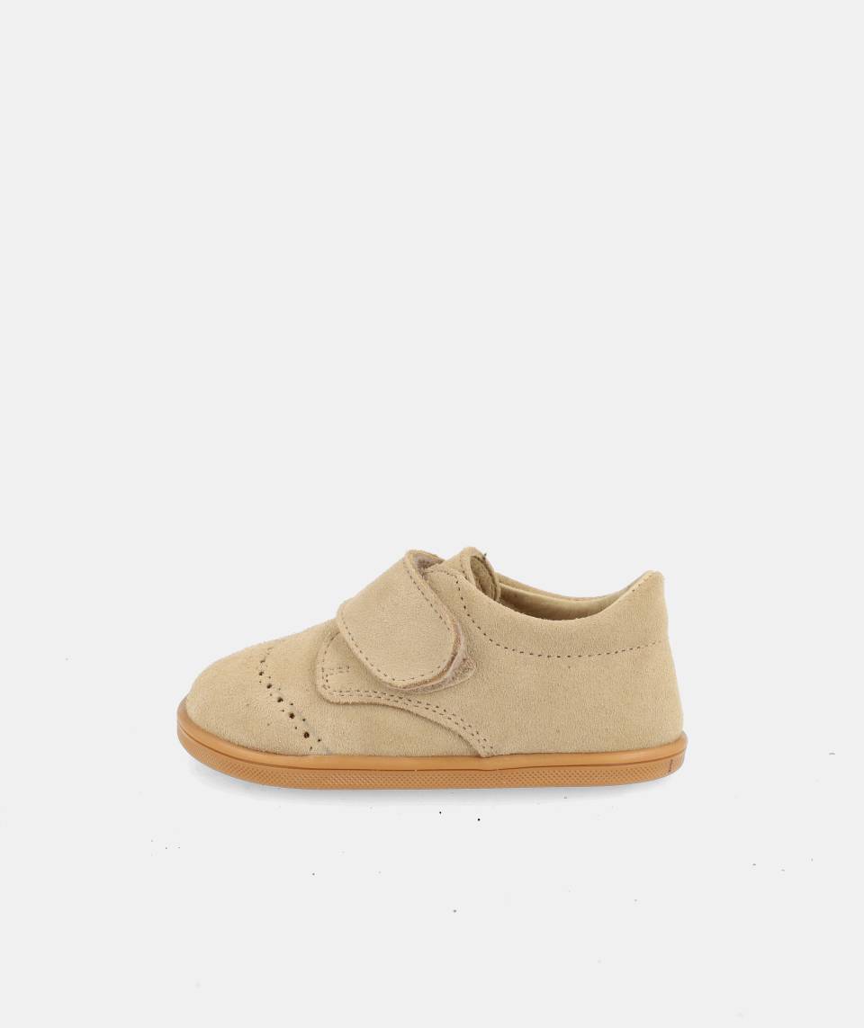 Zapato clásico que respeta los pies de los niños - Blanditos Quito Arena