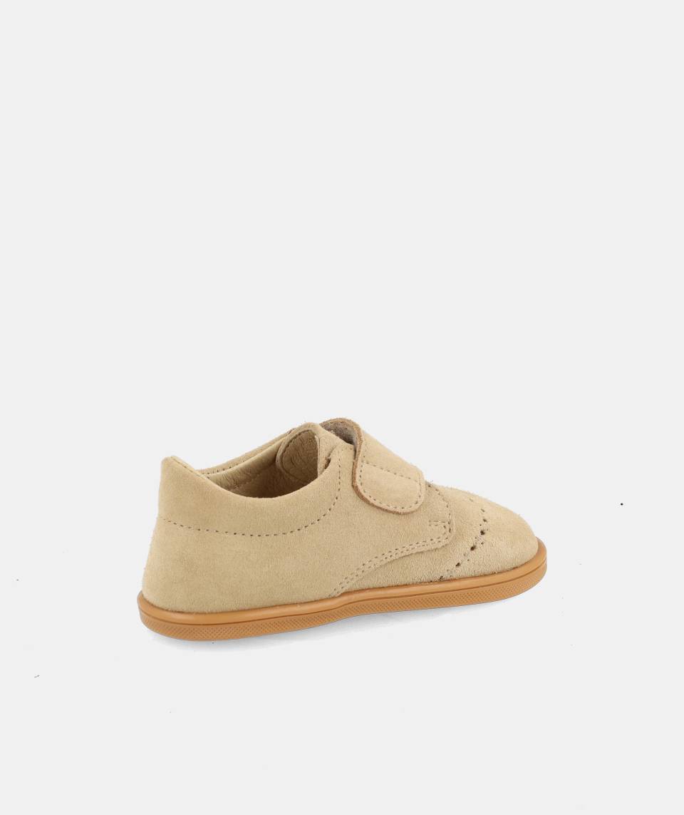 Zapato clásico que respeta los pies de los niños - Blanditos Quito Arena