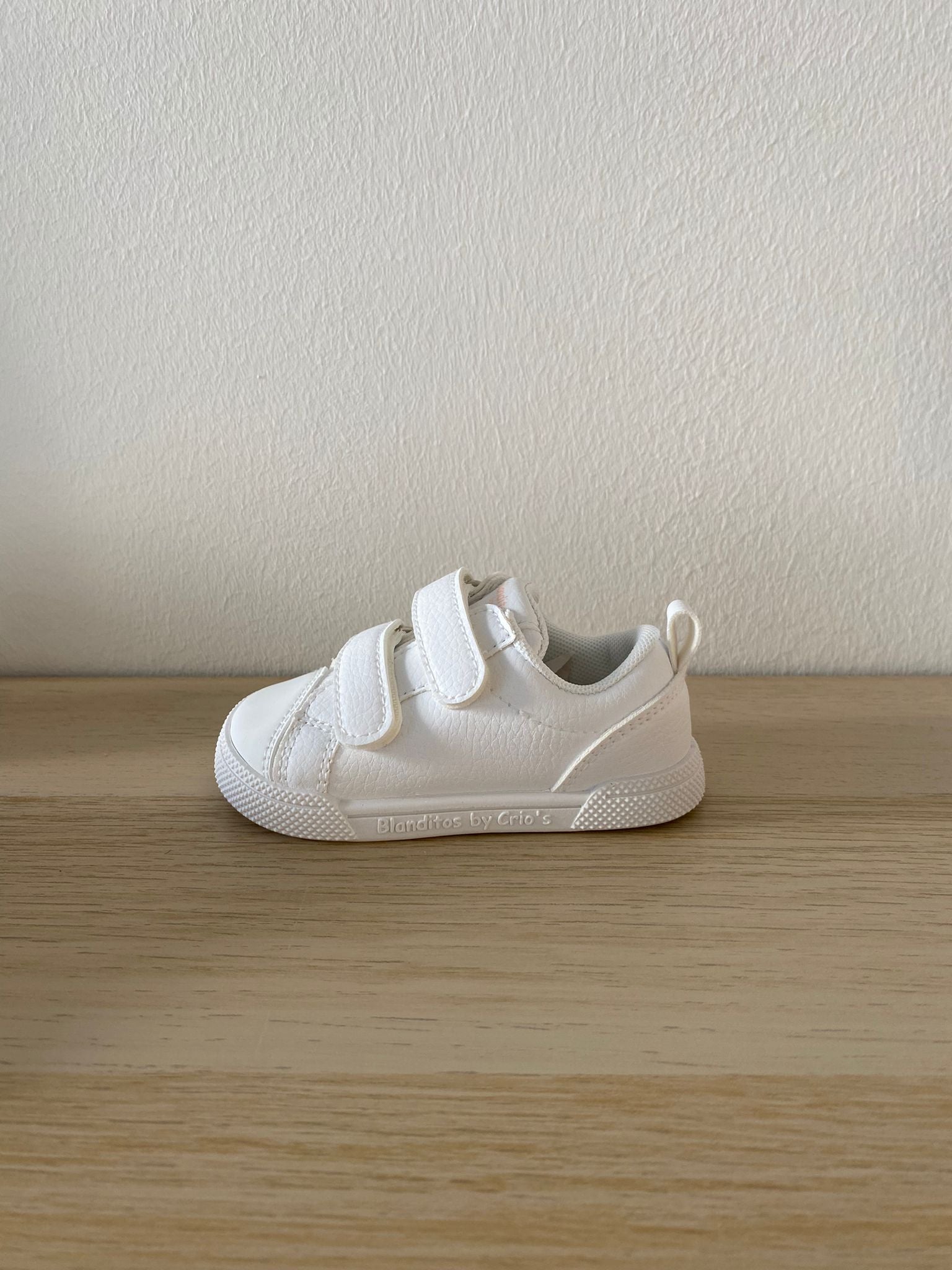 Zapatillas deportivas que respetan los pies de los niños - Blanditos Zeus Vegan White