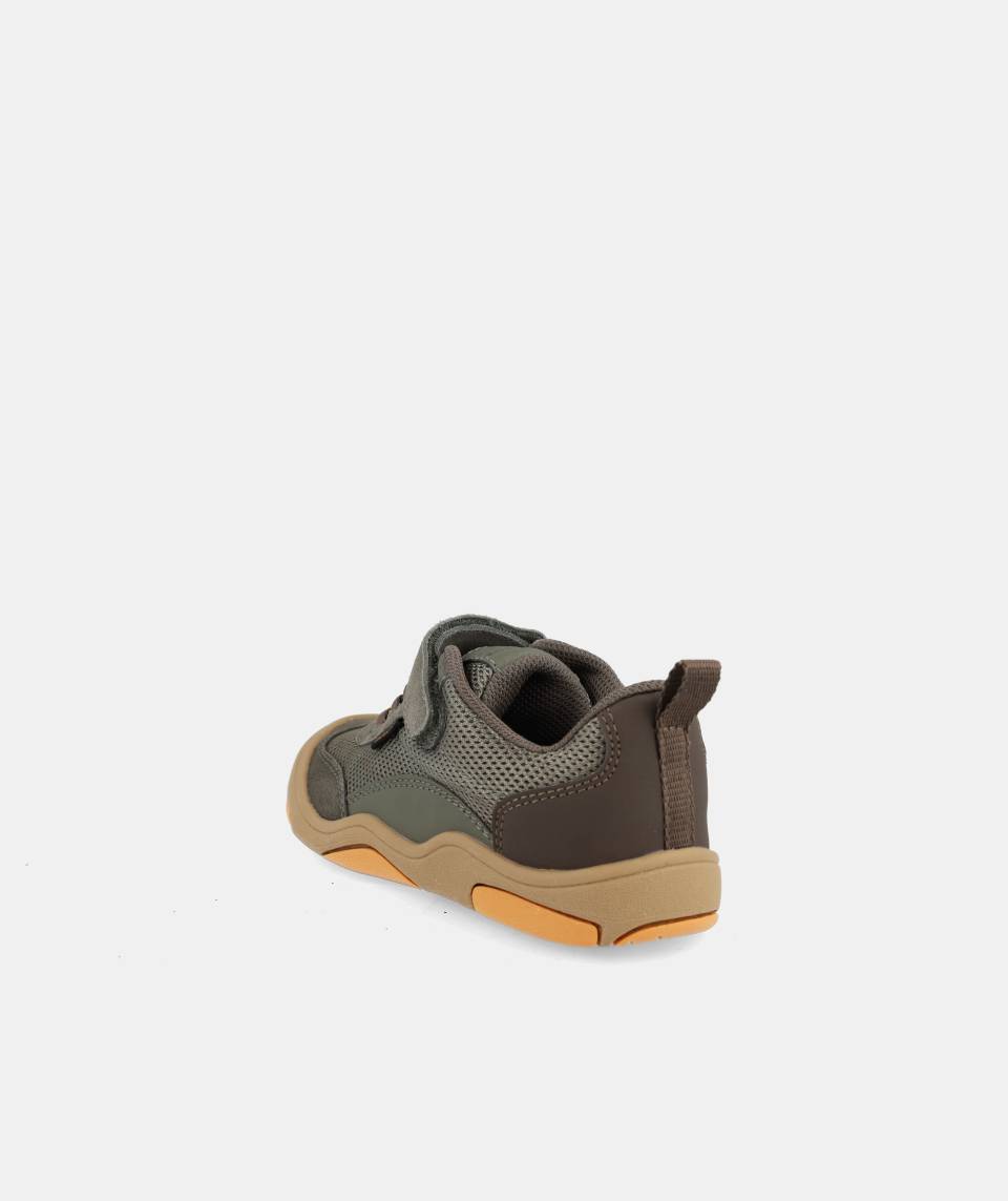 Zapatillas veganas impermeables Blanditos Apolo Green que respetan los pies de los niños