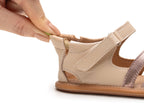 Sandalia infantil TIP TOEY JOEY cómoda para los pies - Criss Cross Pearl Pink