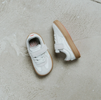 Zapatillas que respetan los pies de los niños - Lejan One White 