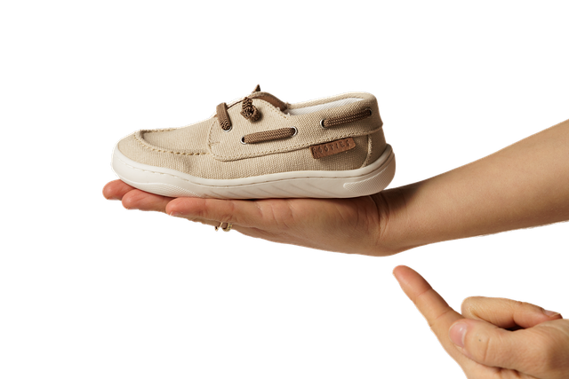 Ovejita que respeta los pies de los niños - Rooties PiuPiu Areia