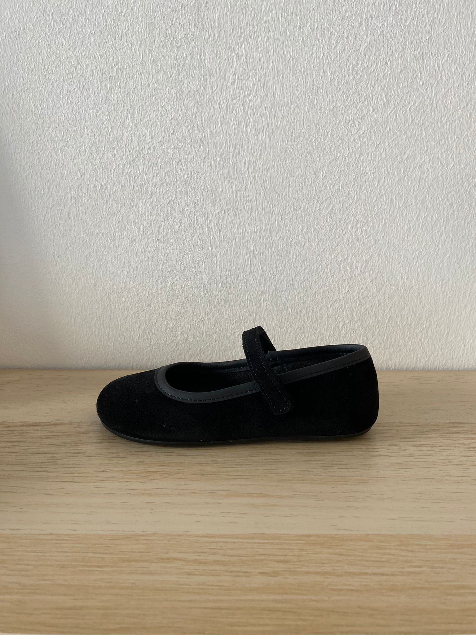 Sabrina respetuosa del pie del niño - Blanditos Ballet Preto