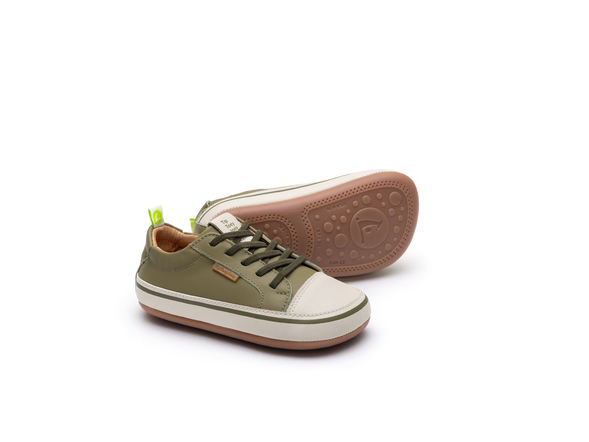 Zapatillas Tip Toey Joey para niños, cómodas para los pies, color olivo y tapioca