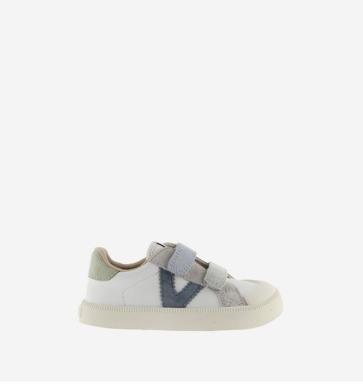 Zapatillas deportivas para niños - Victoria Oliver Prata 