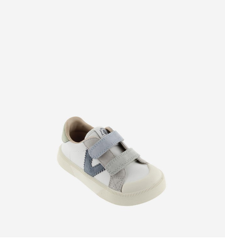 Zapatillas deportivas para niños - Victoria Oliver Prata 
