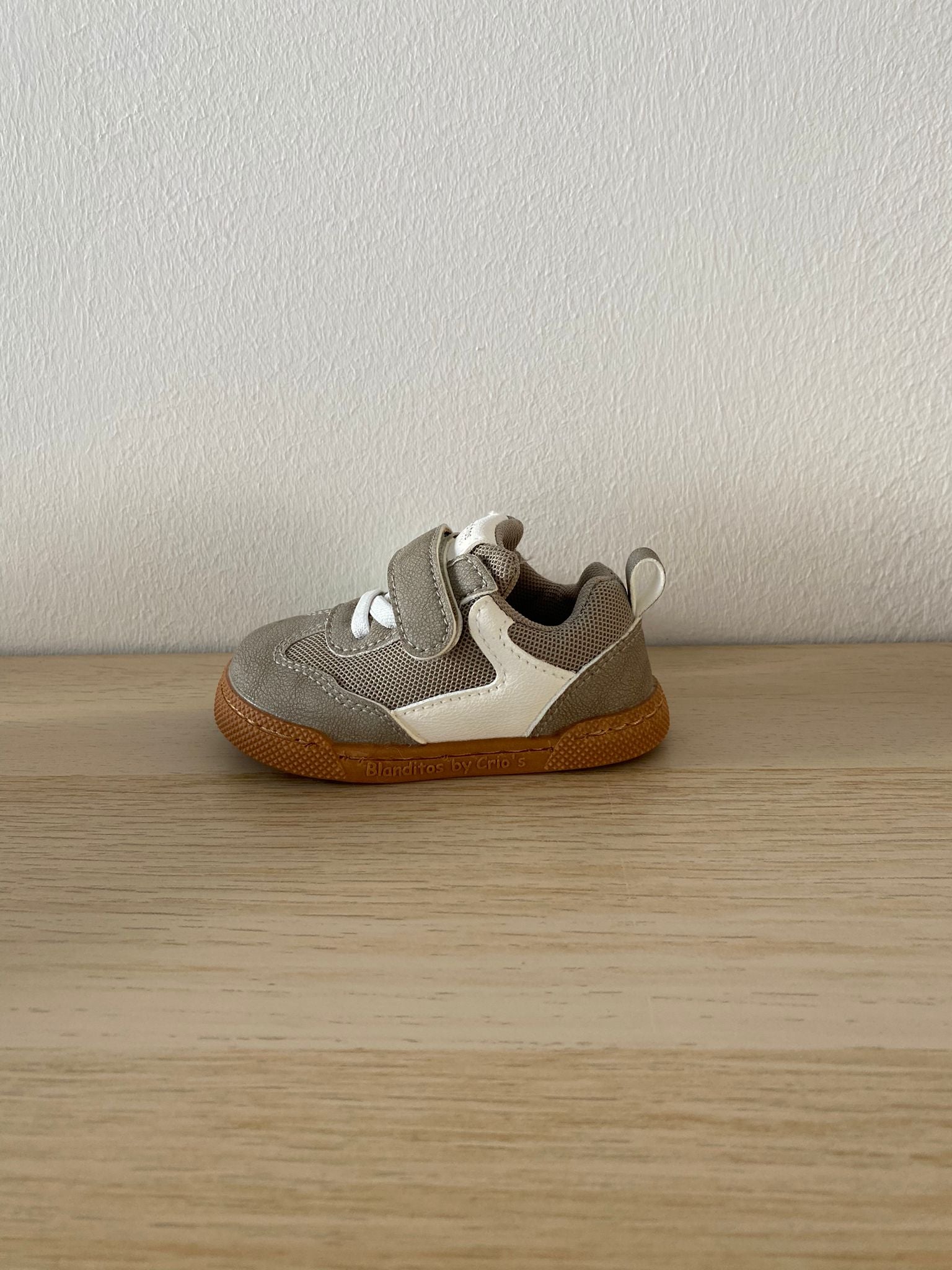 Zapatillas deportivas que respetan los pies de los niños - Blanditos Flash Vegan Green 