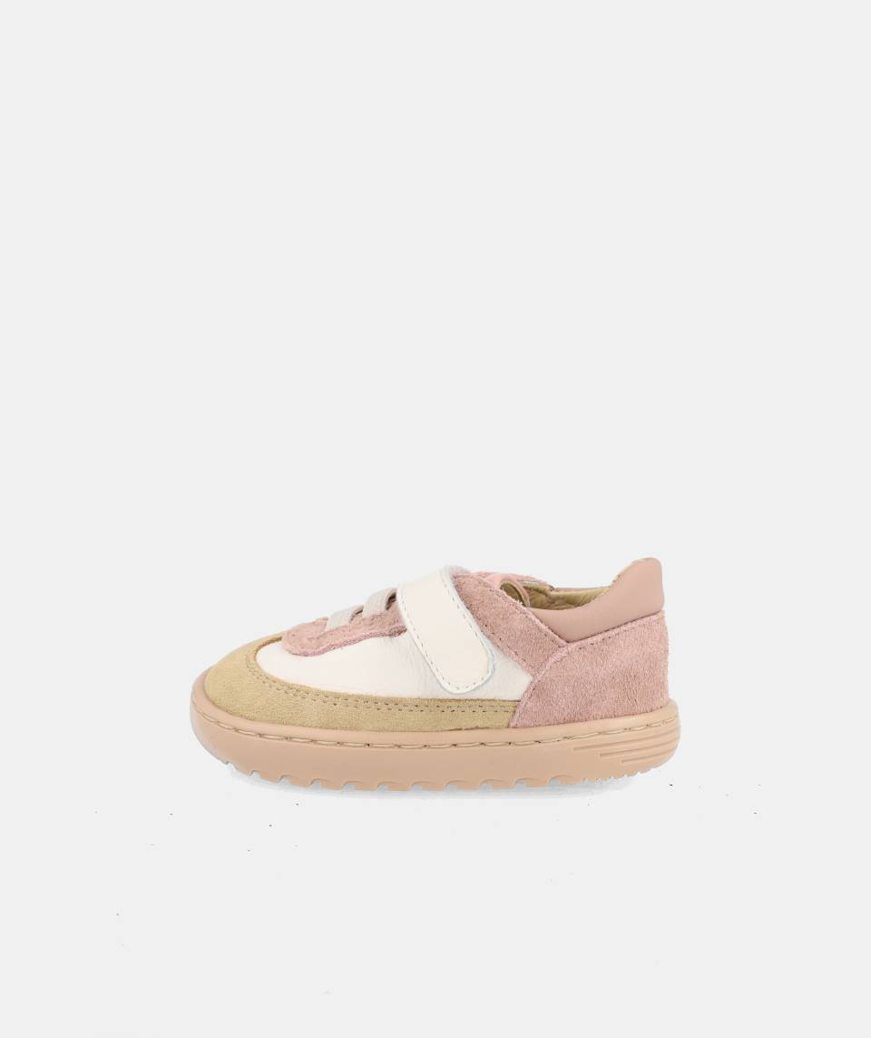 Calzado deportivo que respeta los pies de los niños - Blanditos Lagos Rosa