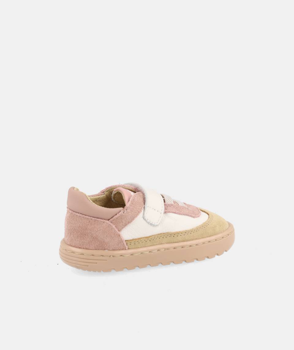 Calzado deportivo que respeta los pies de los niños - Blanditos Lagos Rosa