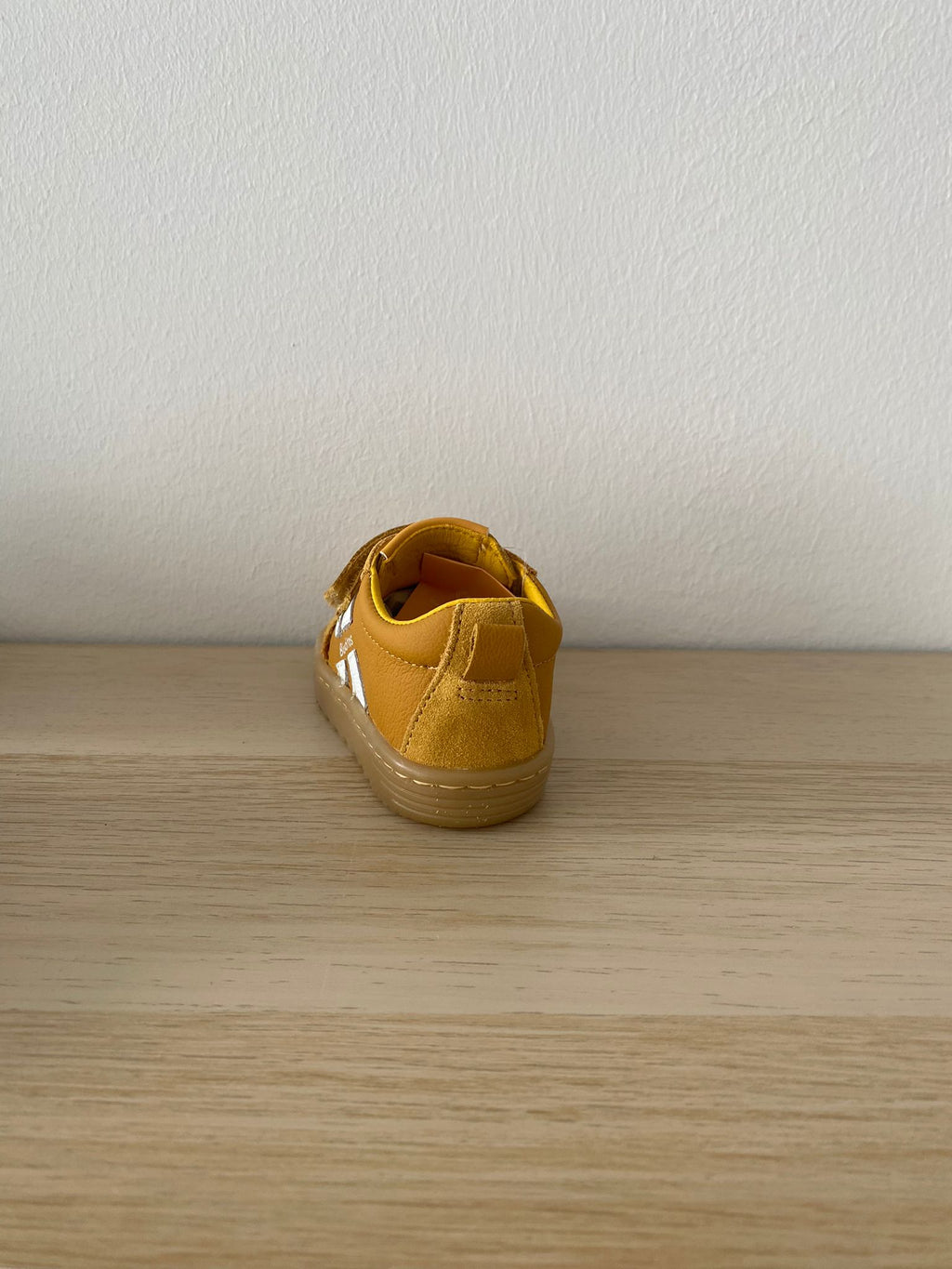 Zapatillas deportivas que respetan los pies de los niños - Blanditos Lisboa Ocre