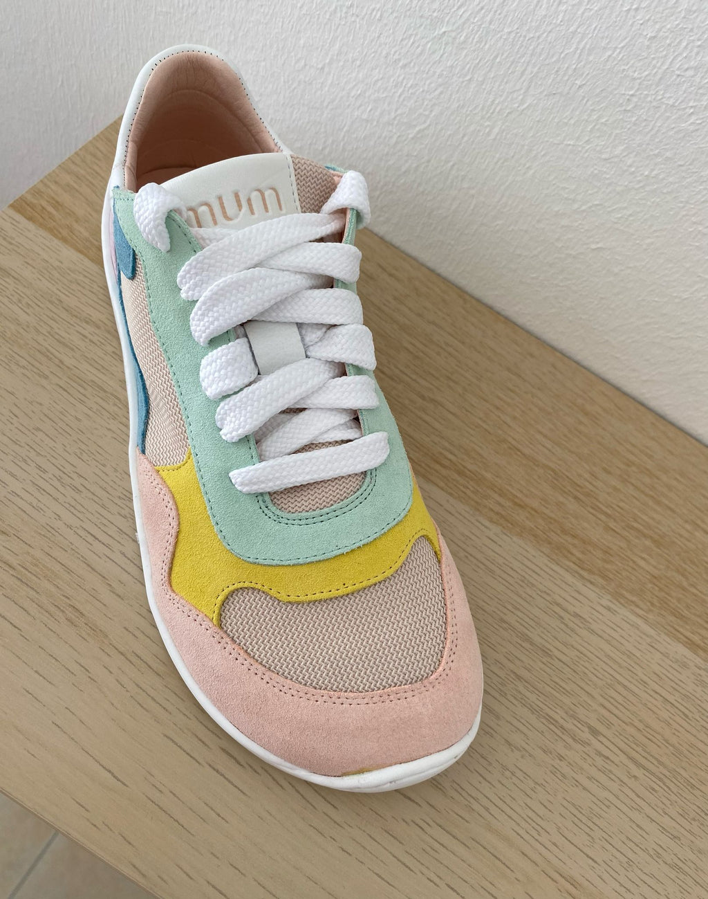 Zapatillas descalzas MUM - Modelo Daniela Cake 